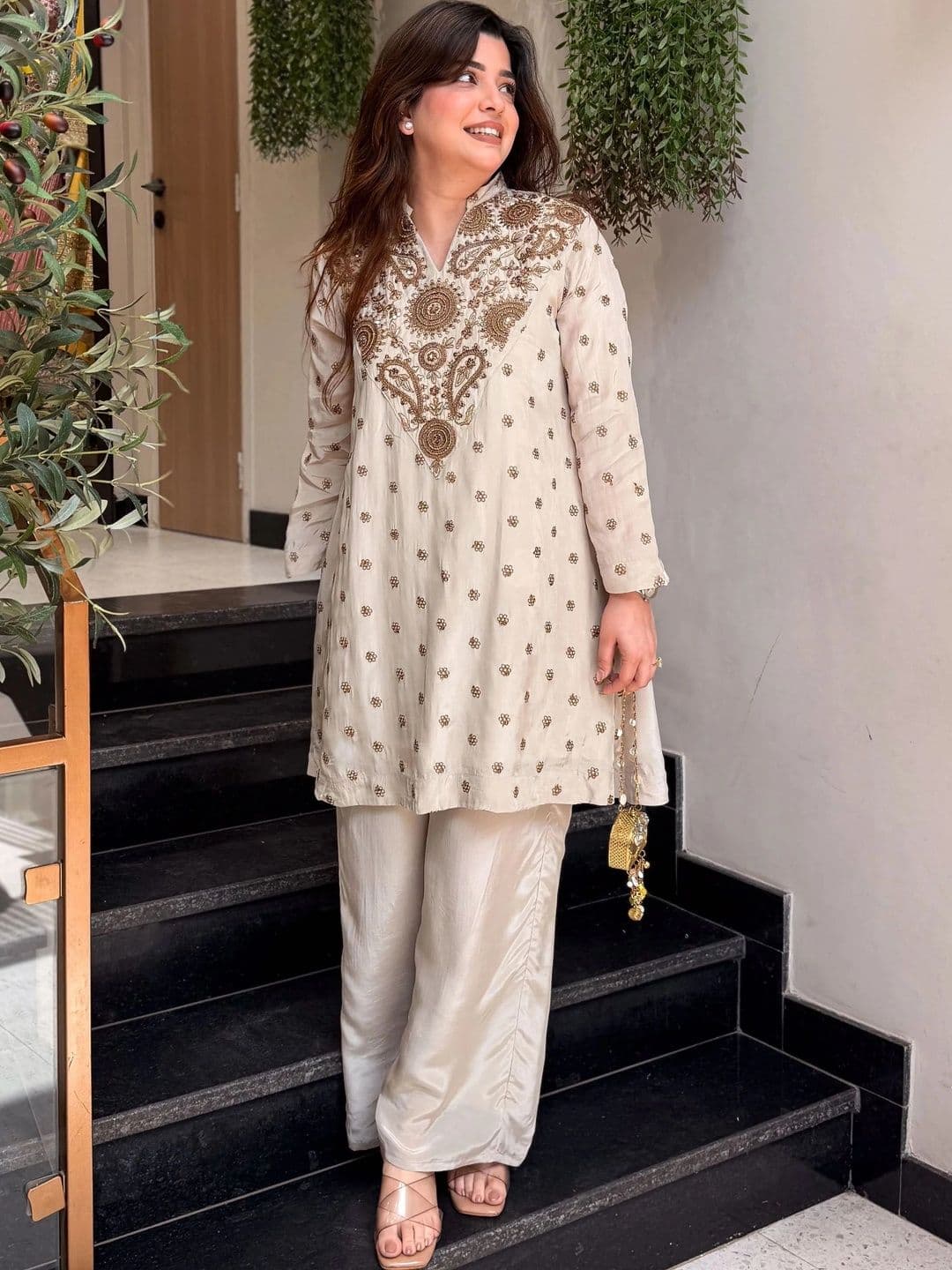 all about you Women Ethnic Motifs Embroidered Regular Sequinned Silk Crepe Kurta with Palazzos thumbnail 3