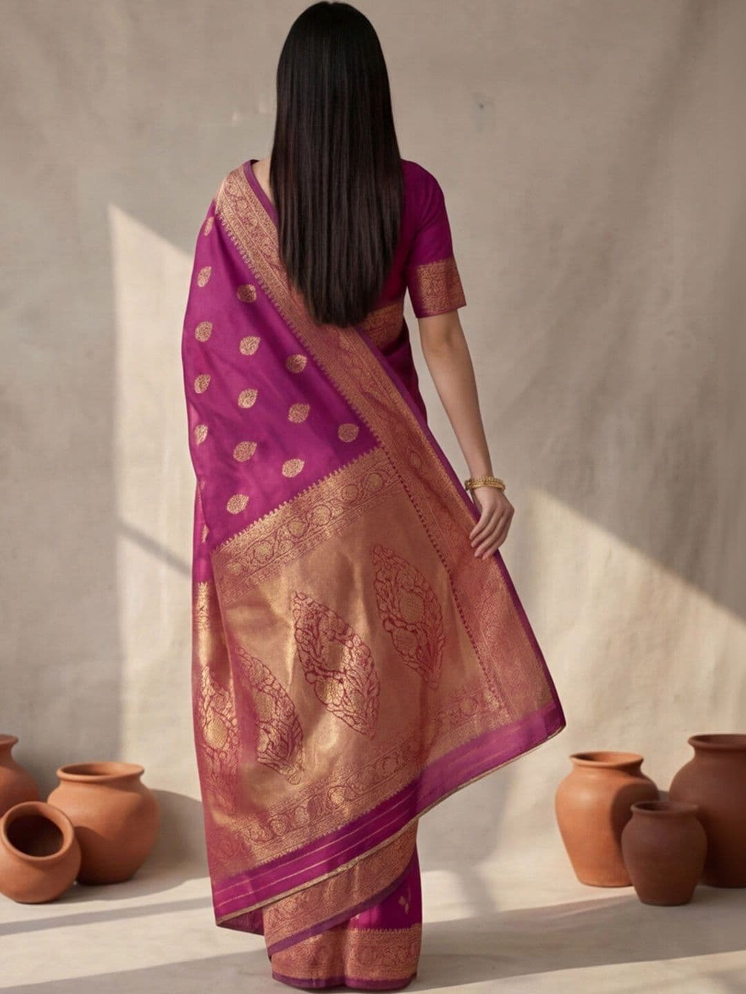 Anouk Rustic Woven Design Zari Silk Blend Designer Banarasi Saree thumbnail 7