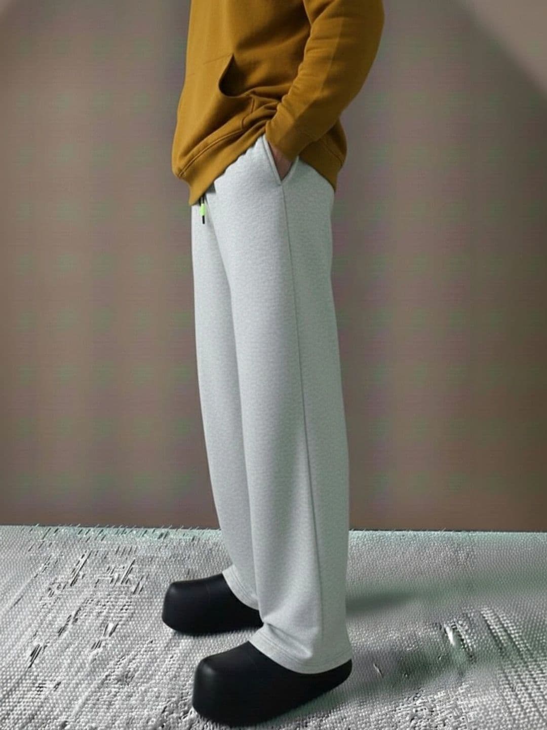 Daphne Maurier Men Regular Fit Training Track Pants thumbnail 4