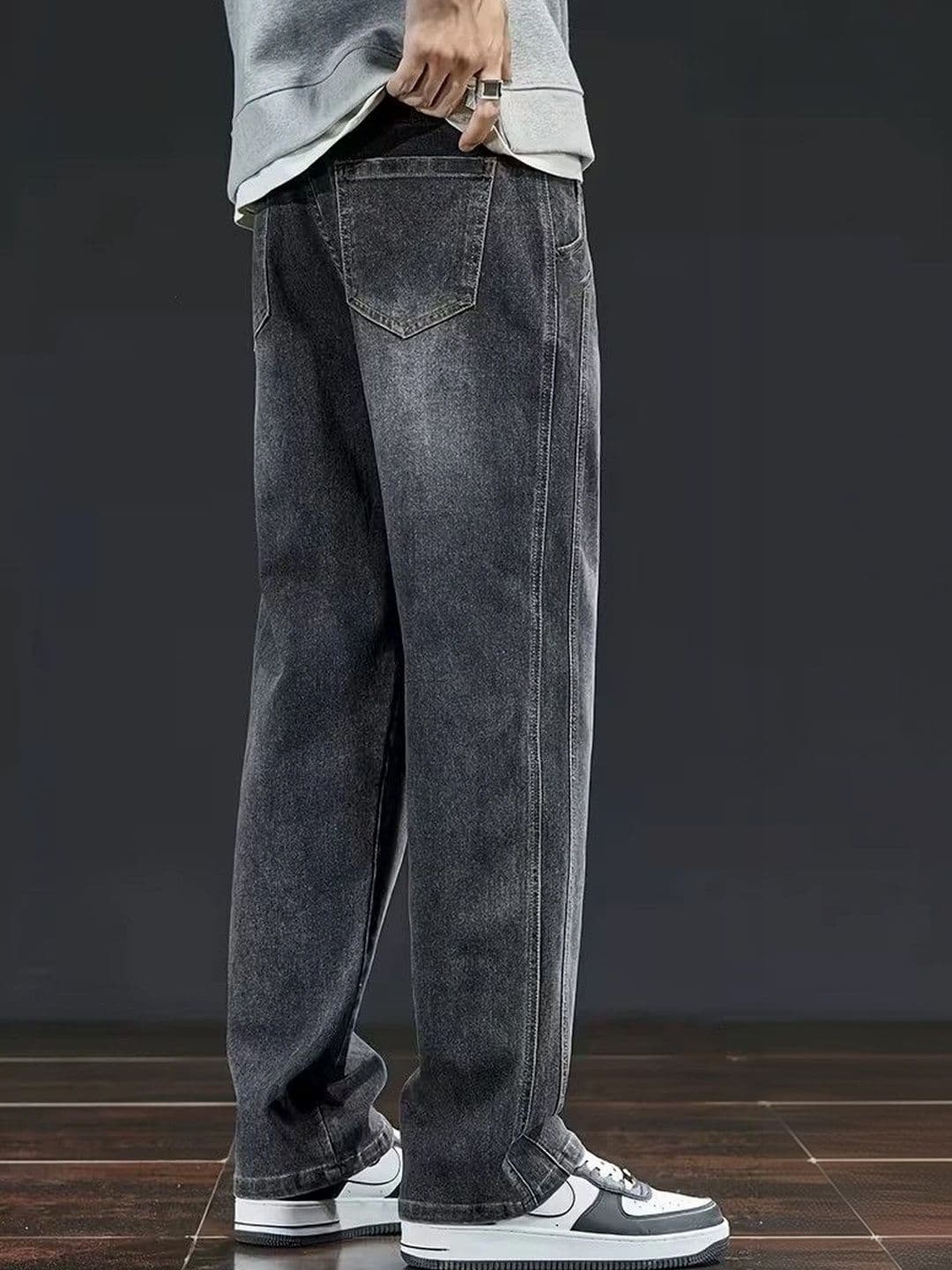 Stylefabs Men Relaxed Fit Mid-Rise Jeans thumbnail 5