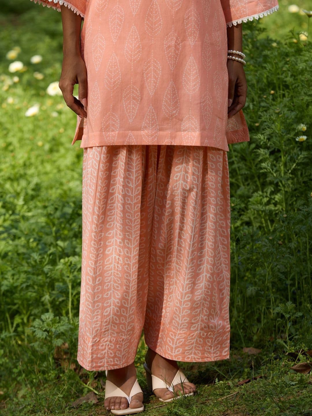 Khushal K Women Ethnic Motifs Printed Regular Thread Work Pure Cotton Kurta with Sharara & With Dupatta thumbnail 4