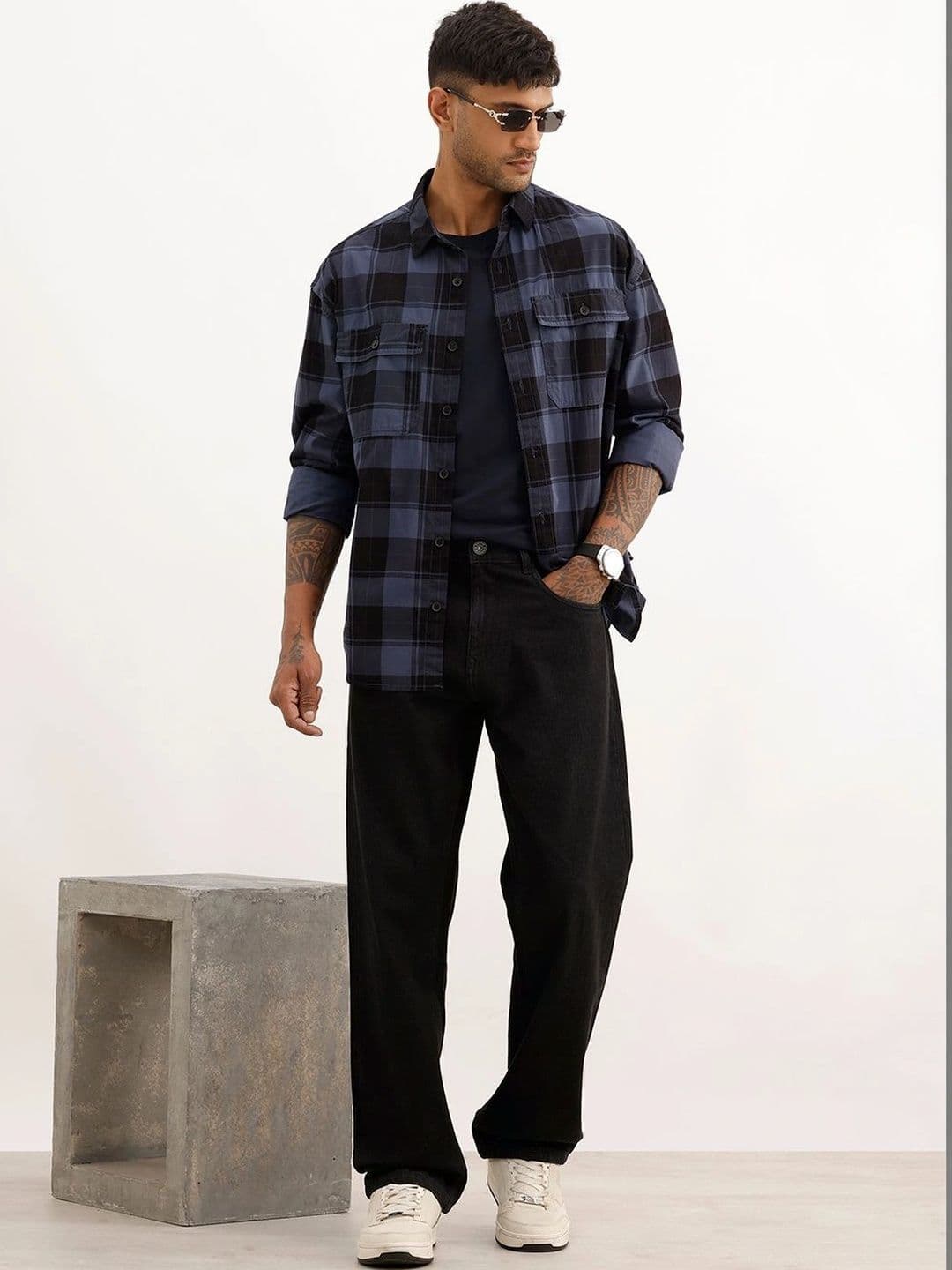 WROGN Men Anti Relaxed Fit Mid-Rise Stretchable Jeans thumbnail 5