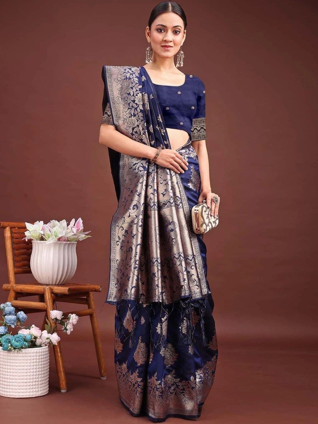 Mitera Woven Design Zari Silk Blend Banarasi Saree - view 1