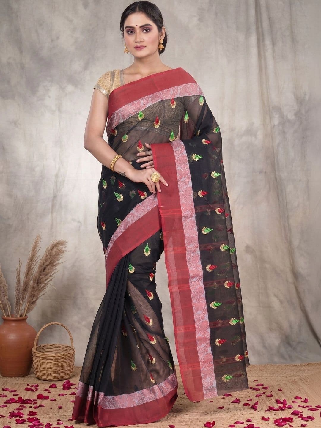 GitAsit Woven Design Embroidered Pure Cotton Handloom Taant Saree - view 1