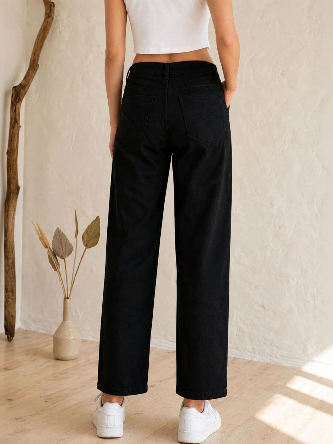 Mast & Harbour Women Classic Relaxed Fit Mid-Rise Stretchable Jeans thumbnail 3