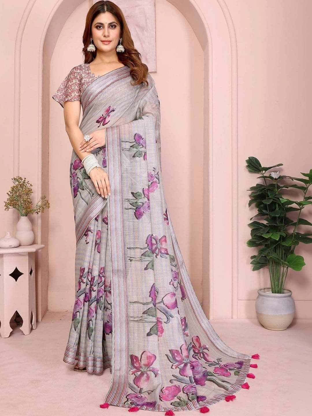 Kesarii Floral Linen Blend Saree - view 1