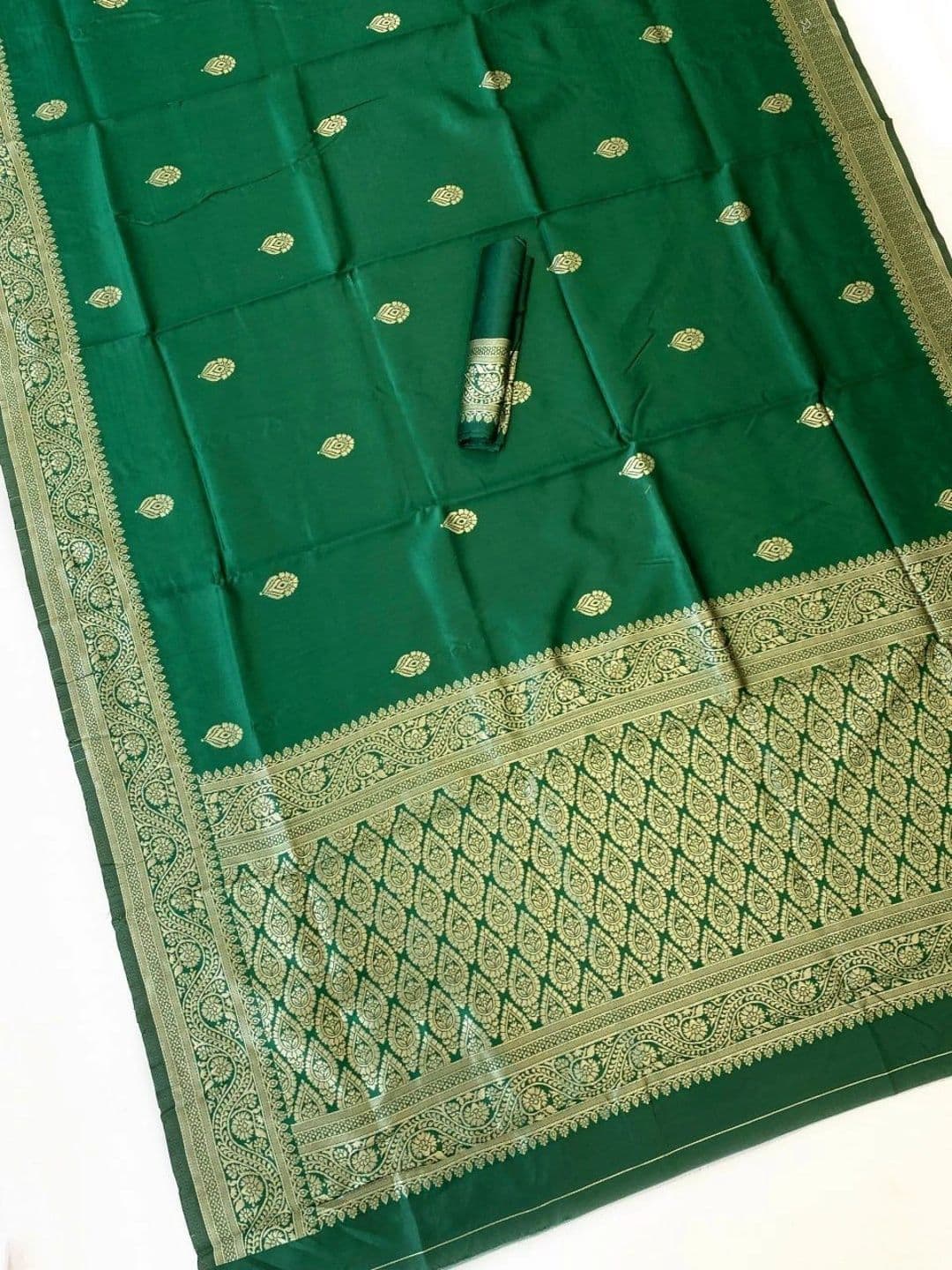 Tapasvi Clothing Zari Art Silk Banarasi Saree thumbnail 2