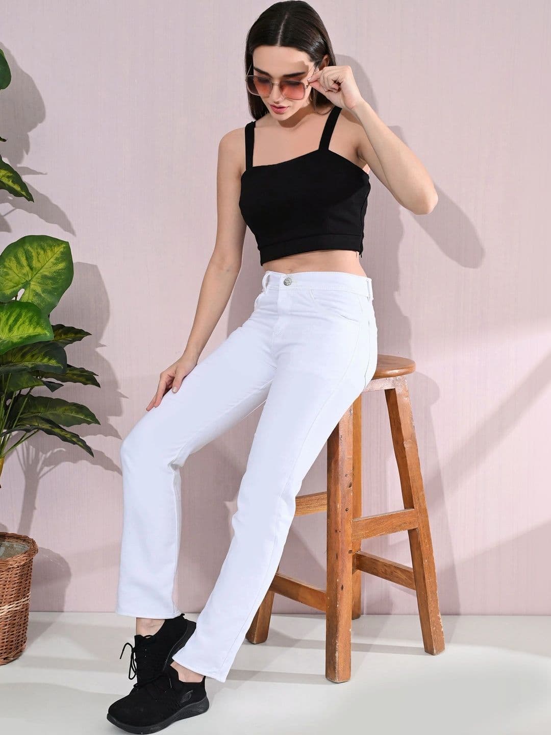 Mast & Harbour Women Classic Regular Fit Mid-Rise Stretchable Jeans thumbnail 3