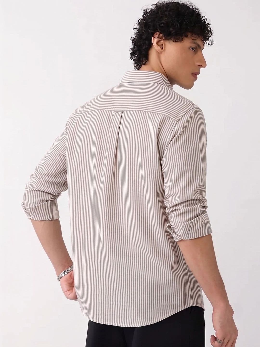 OQUENT Men Standard Striped Casual Shirt thumbnail 3
