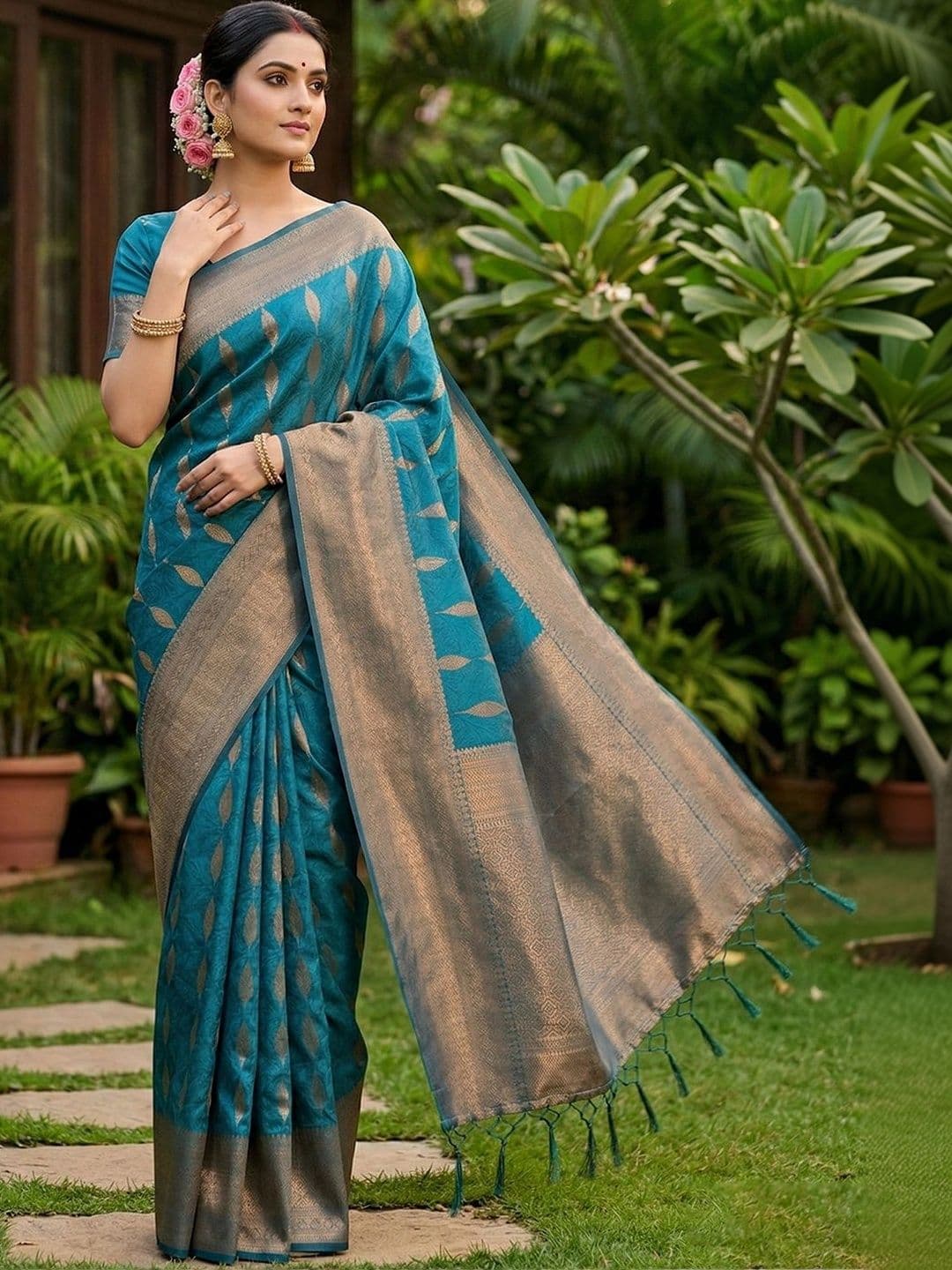 Mitera Woven Design Zari Silk Blend Banarasi Saree - view 1