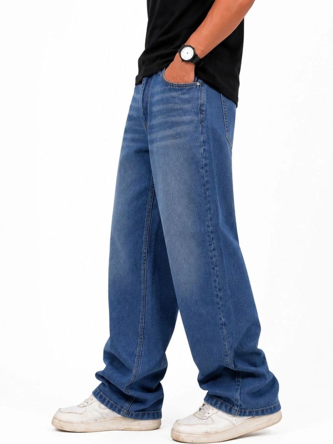 MQ Denim Men Straight Fit Mid-Rise Light Fade Jeans thumbnail 3