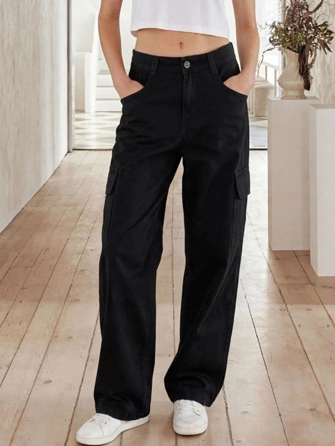 Mast & Harbour Women Classic Relaxed Fit Mid-Rise Stretchable Jeans - view 1