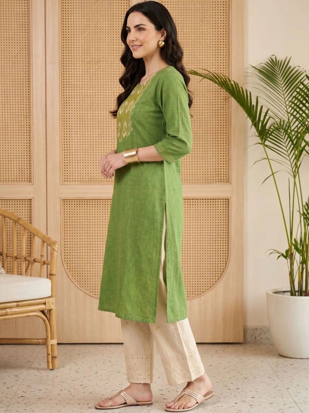 Anouk Women Ethnic Motifs Embroidered Thread Work Kurta thumbnail 6