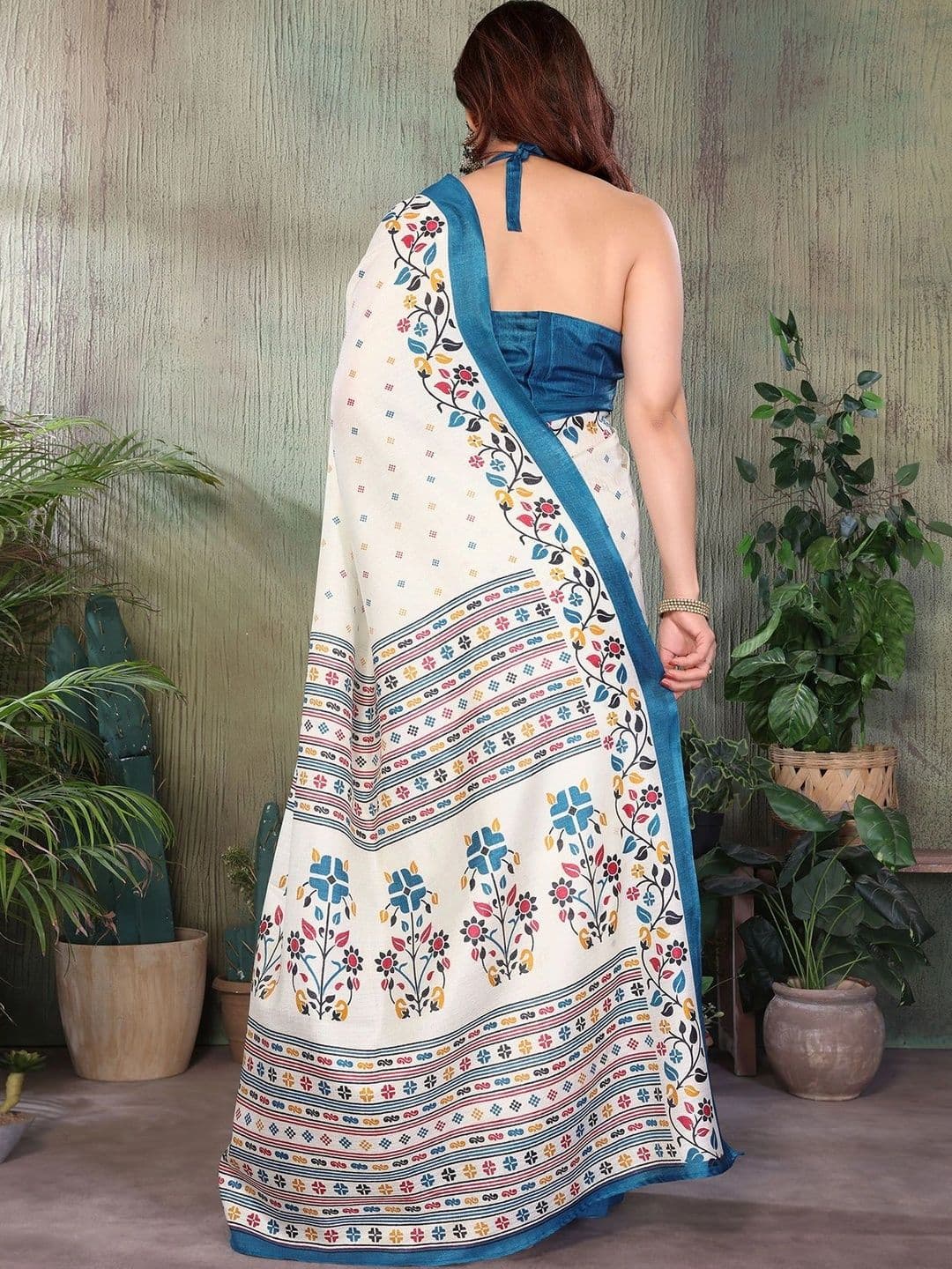 ANIRAV Floral Art Silk Saree thumbnail 2