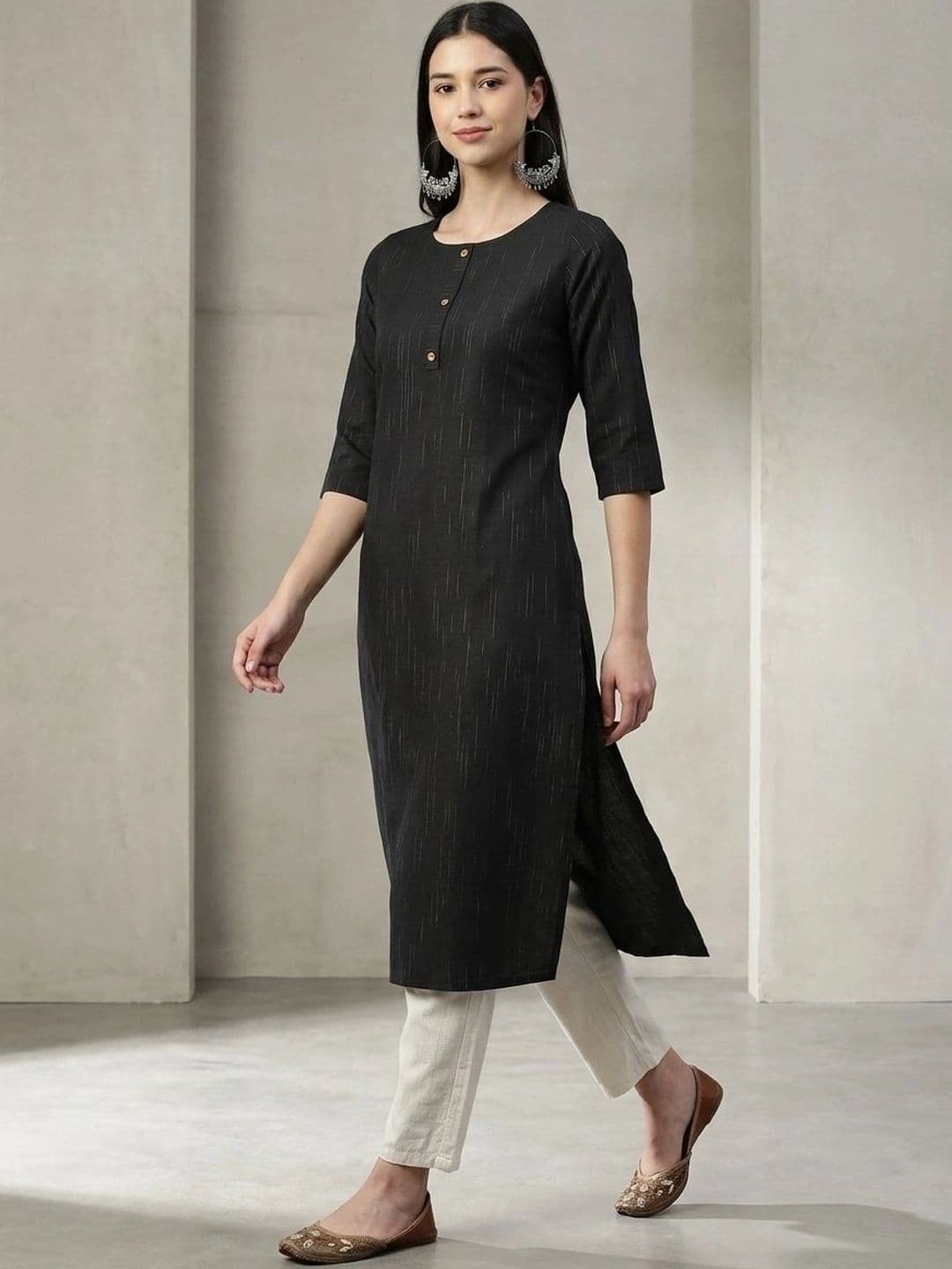 Anouk X fwd Women Black Cotton Blend Woven Kurta - view 1