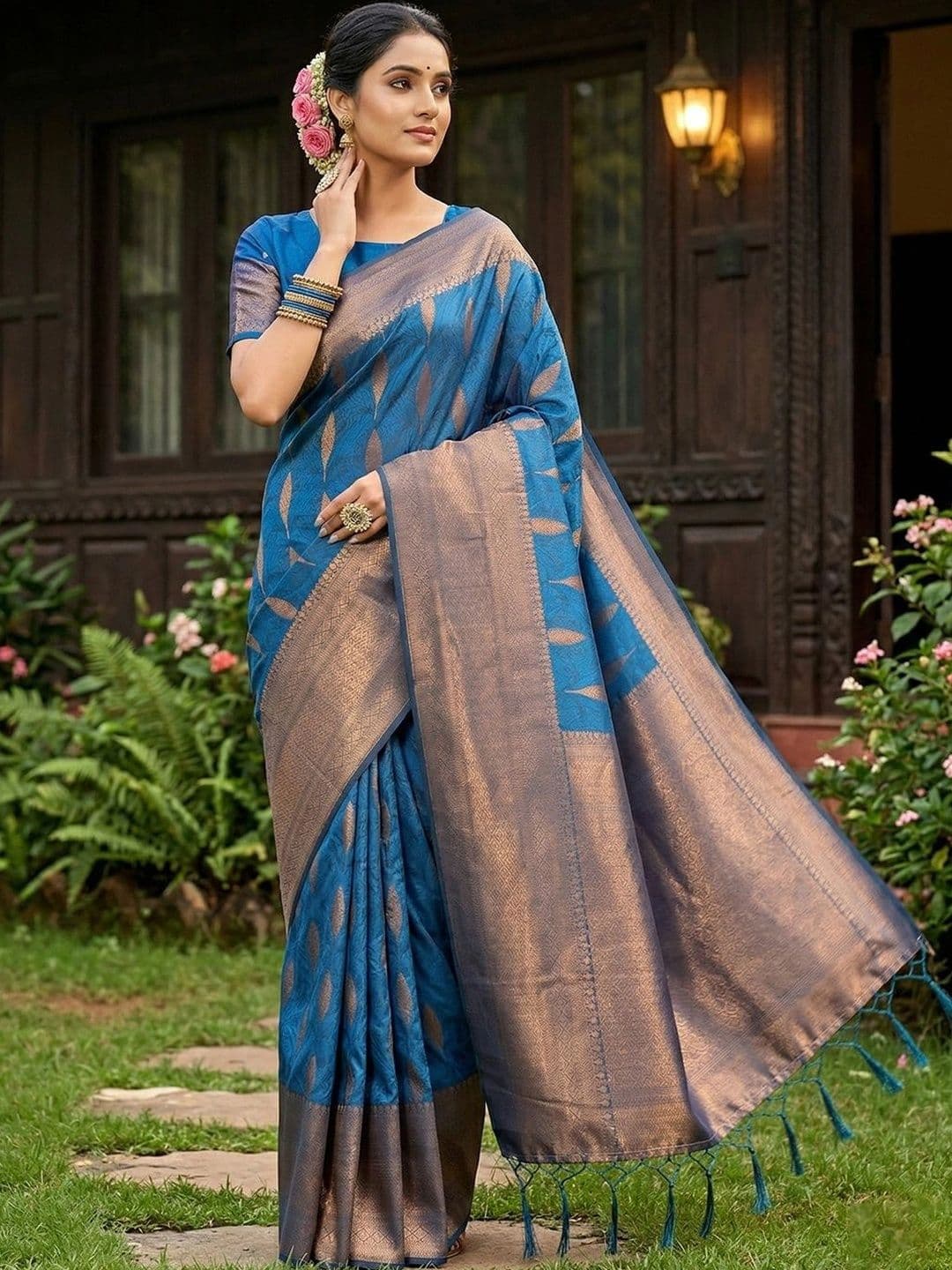 Mitera Woven Design Zari Silk Blend Banarasi Saree - view 1