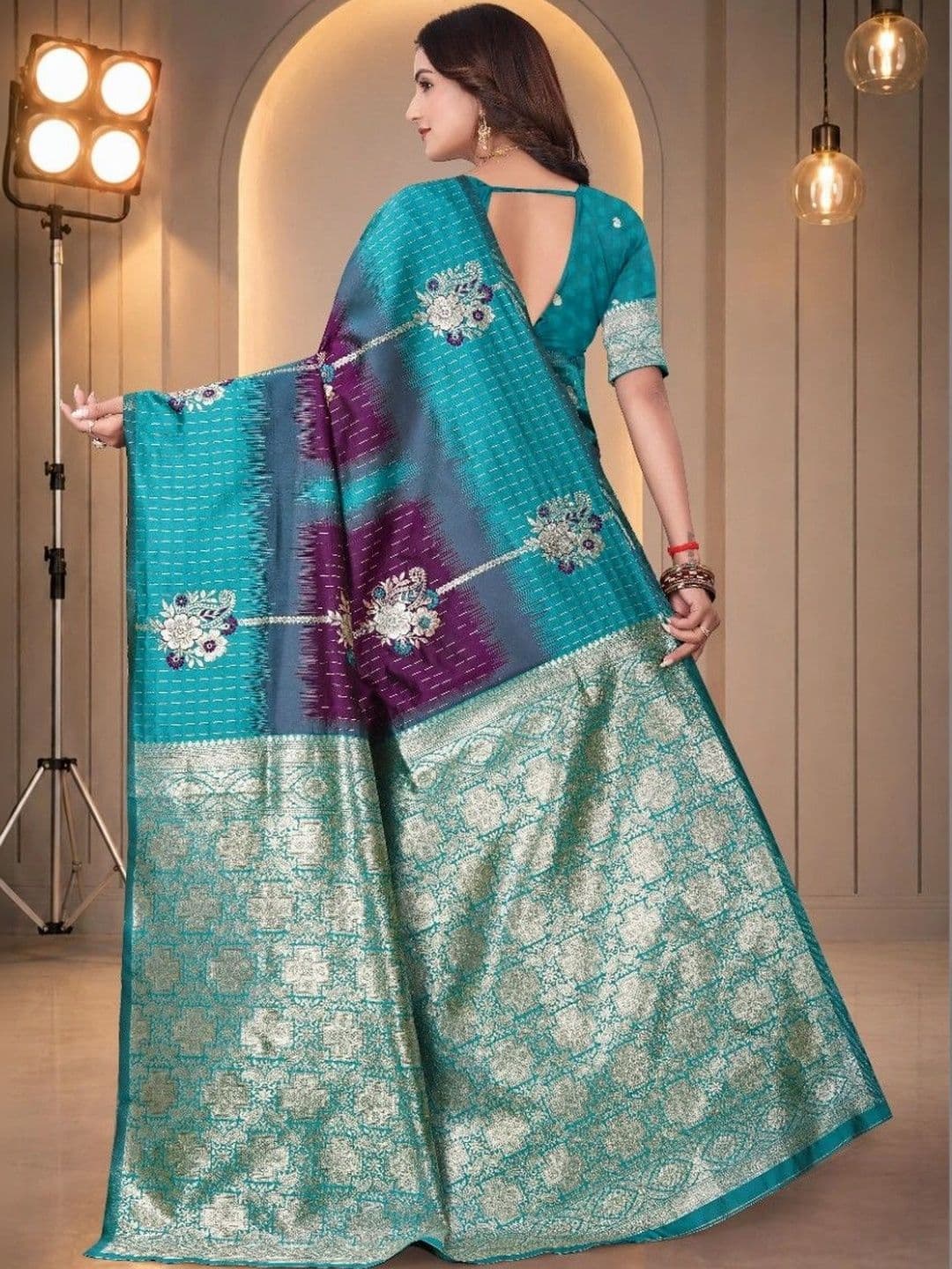 SILKARA CREATION Striped Zari Silk Blend Banarasi Saree thumbnail 6