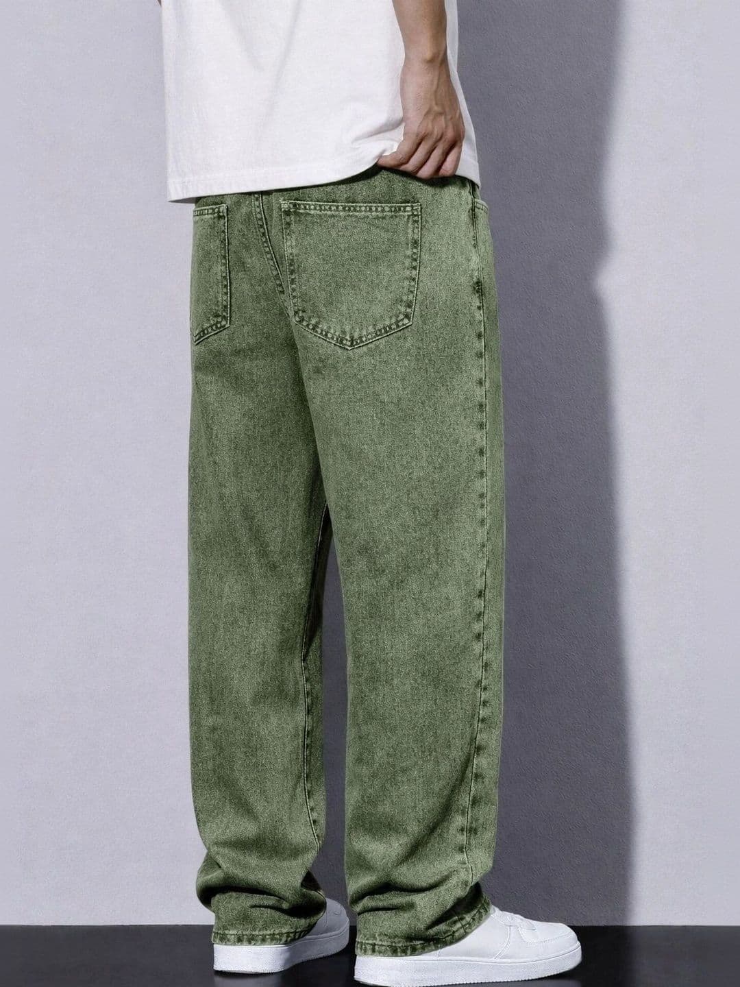 PLUS 91 Men Smart Straight Fit Mid-Rise Jeans thumbnail 2