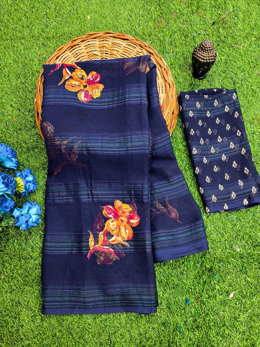 BOLOKA Floral Poly Georgette Designer Saree thumbnail 2