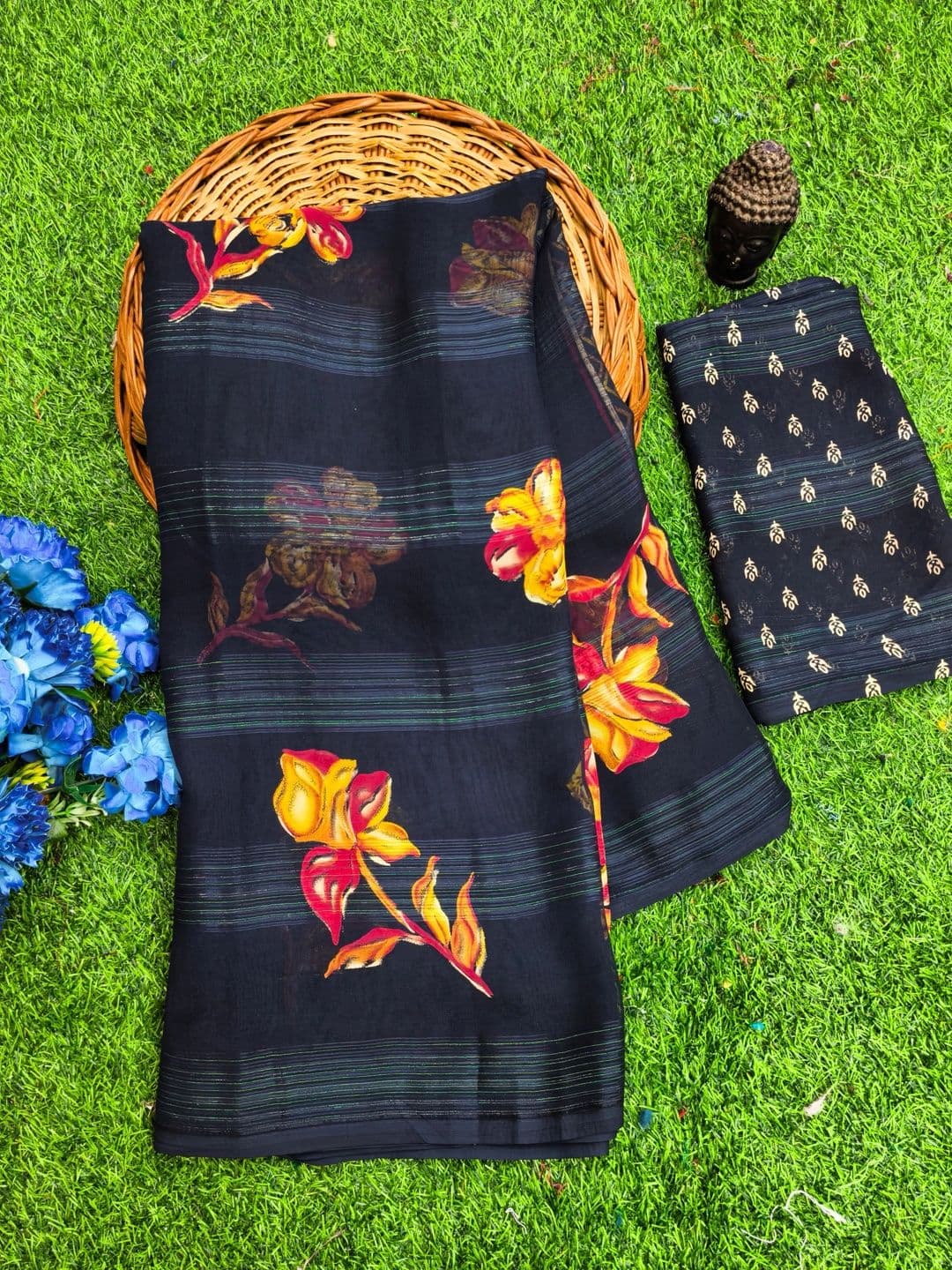 BOLOKA Floral Poly Georgette Designer Saree thumbnail 3