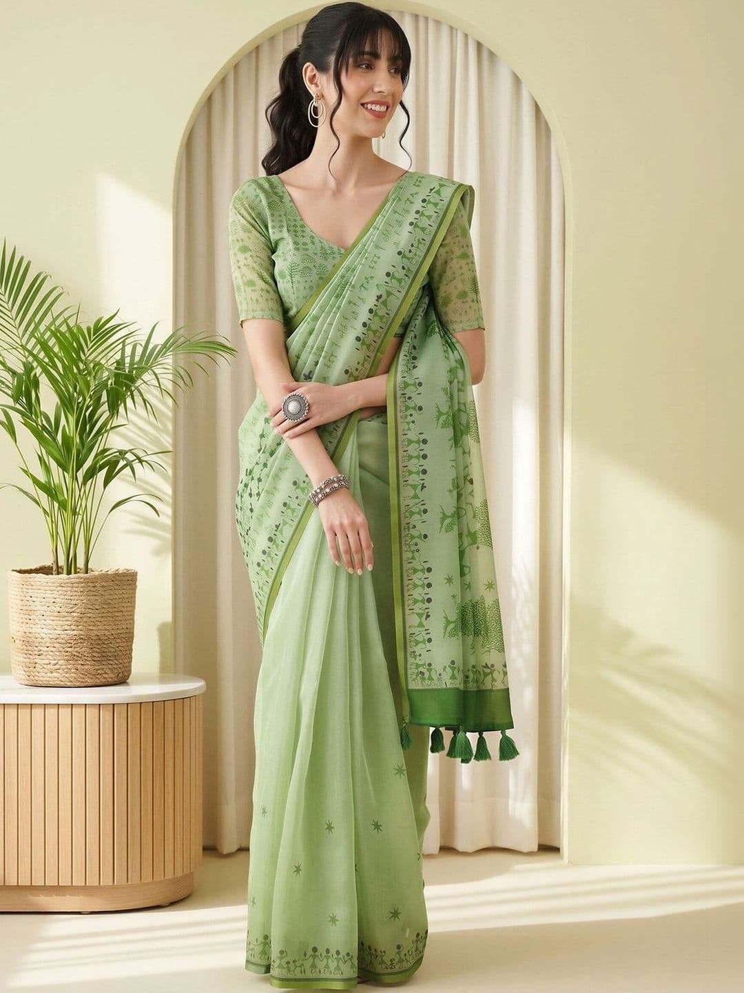 Sangria Warli Linen Blend Designer Block Print Saree thumbnail 3