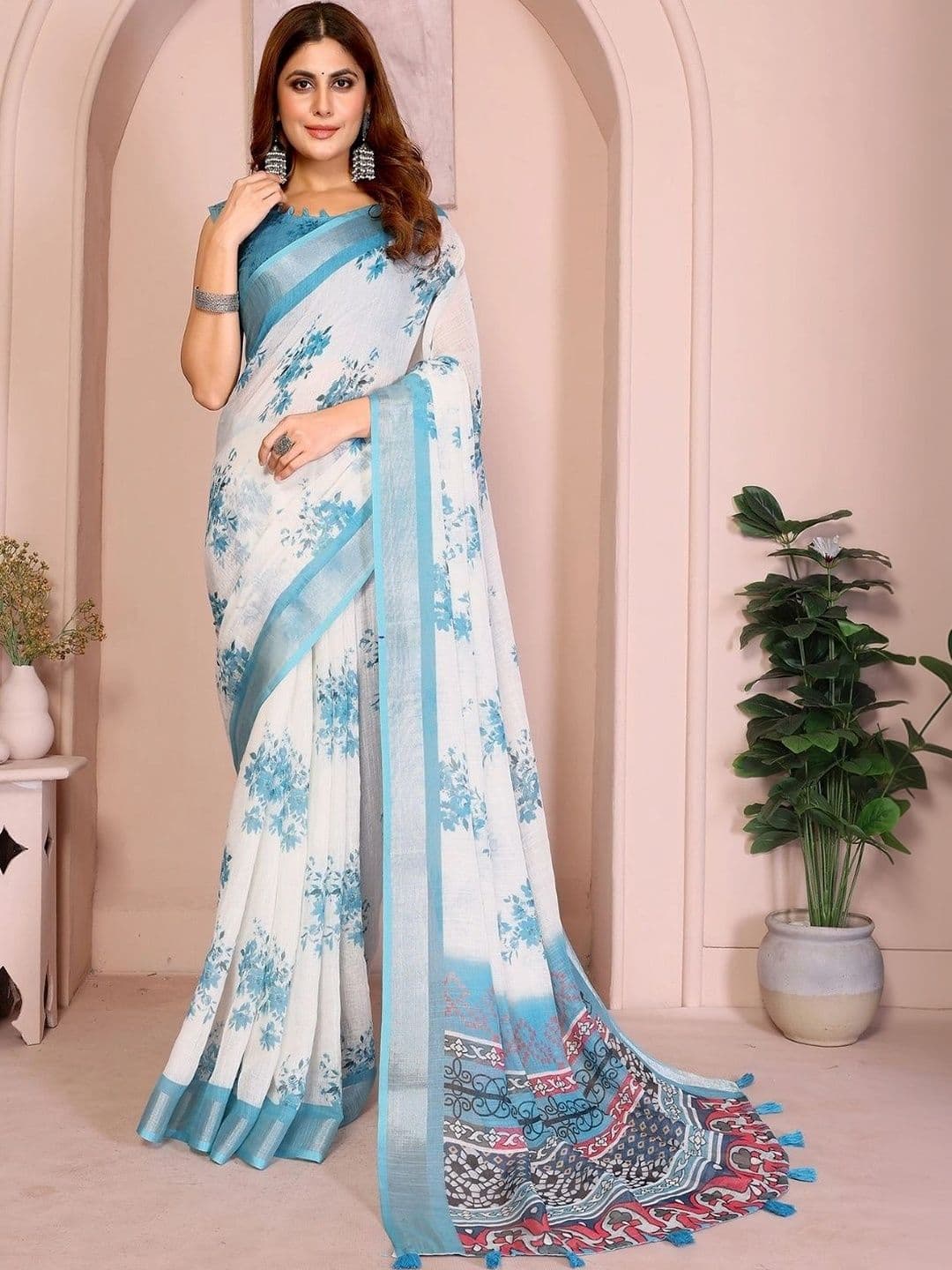 Kesarii Linen Blend Saree - view 1