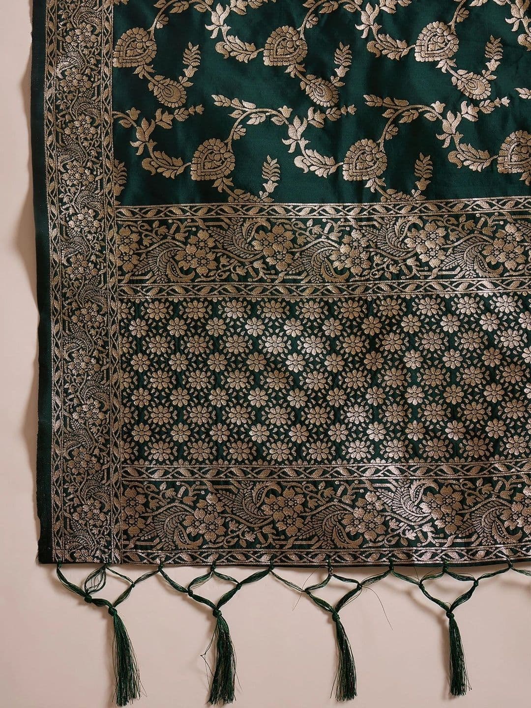 Anouk Rustic Semi-Stitched Lehenga & Unstitched Blouse With Dupatta thumbnail 4