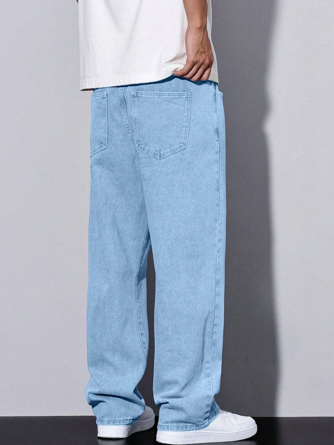 PLUS 91 Men Smart Straight Fit Mid-Rise Jeans thumbnail 3