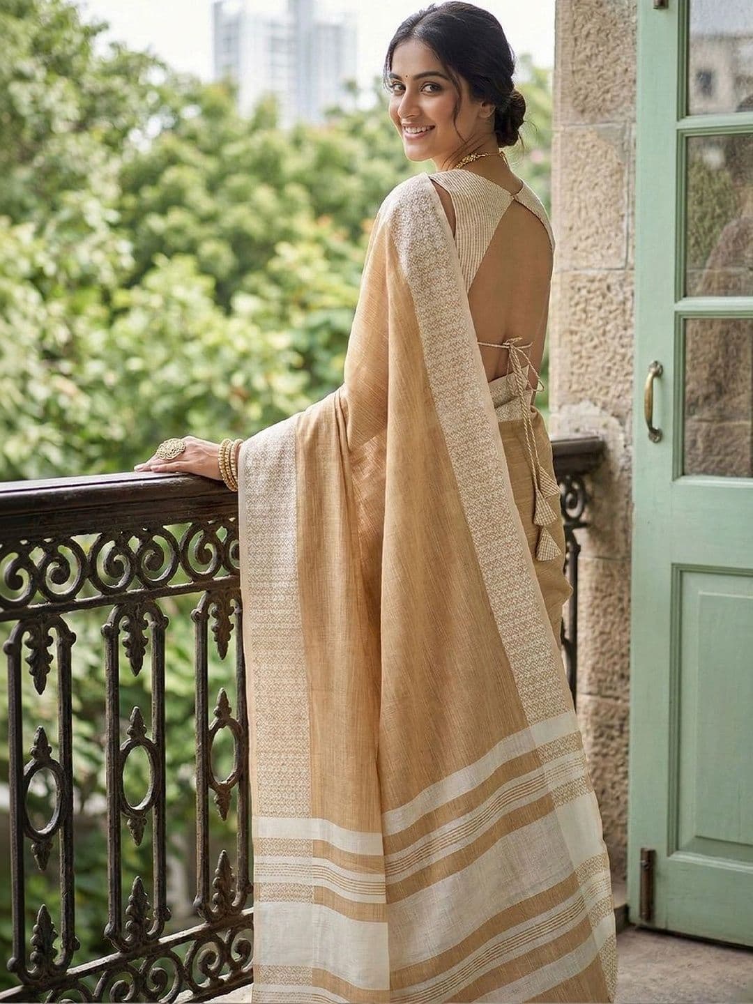 Mitera Woven Design Linen Saree thumbnail 2