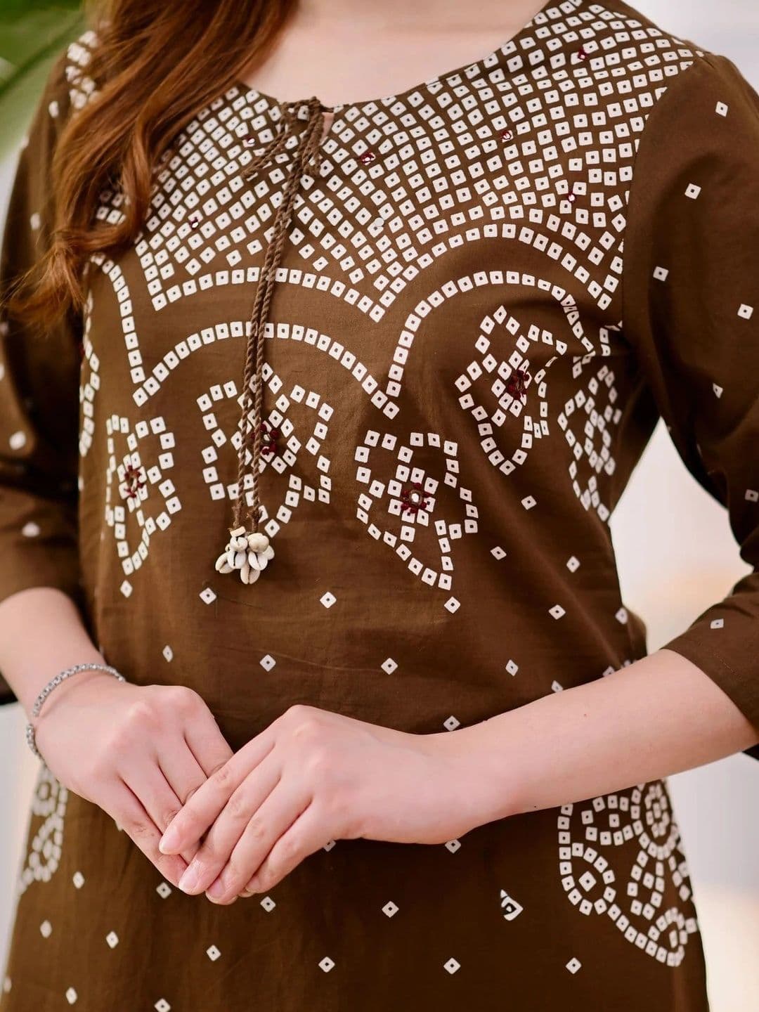 Sangria Women Ethnic Motifs Printed Regular Pure Cotton Kurta with Trousers & With Dupatta thumbnail 5
