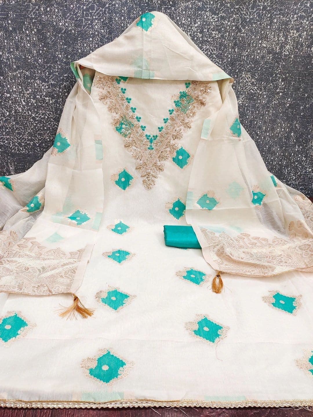 TAVAS Unstitched Dress Material thumbnail 5