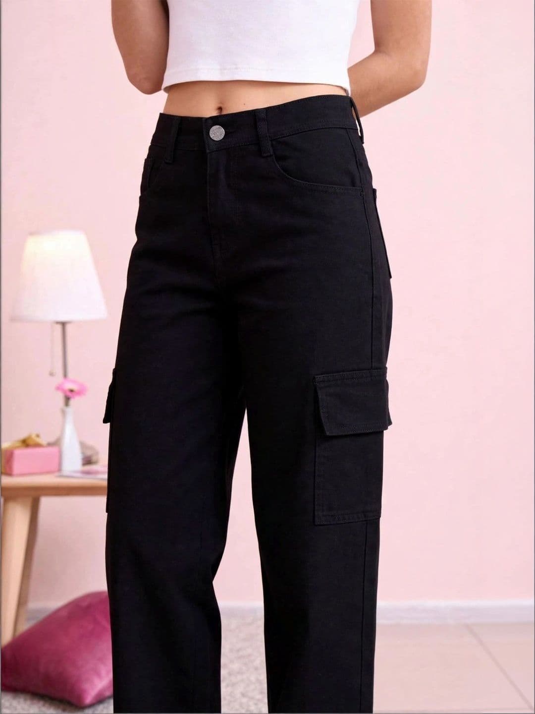 Mast & Harbour Women Classic Relaxed Fit Mid-Rise Stretchable Cargo Jeans thumbnail 4