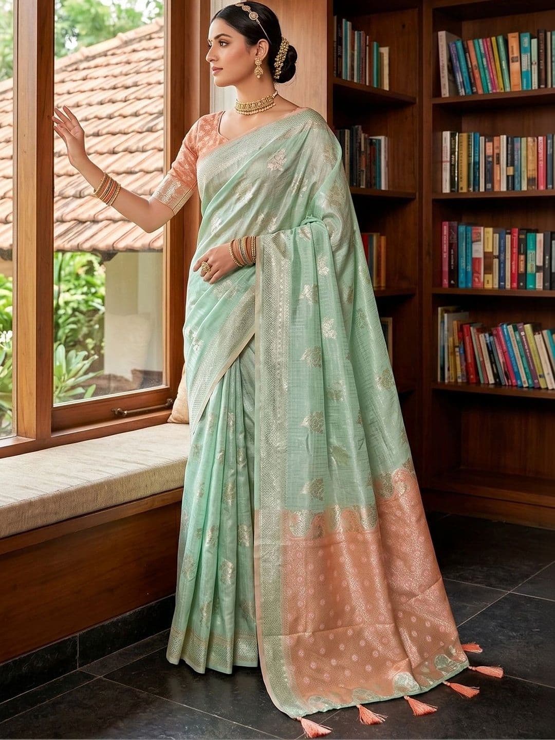 Mitera Woven Design Zari Chanderi Saree thumbnail 2