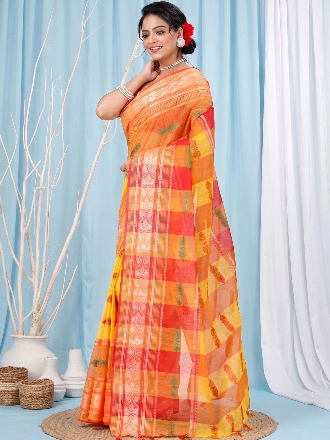 GitAsit Sequinned Pure Cotton Handloom Taant Saree thumbnail 2