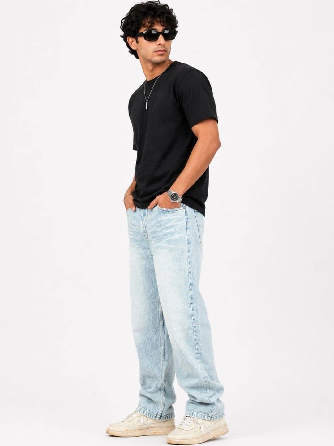 MQ Denim Men Straight Fit Mid-Rise Light Fade Jeans thumbnail 4