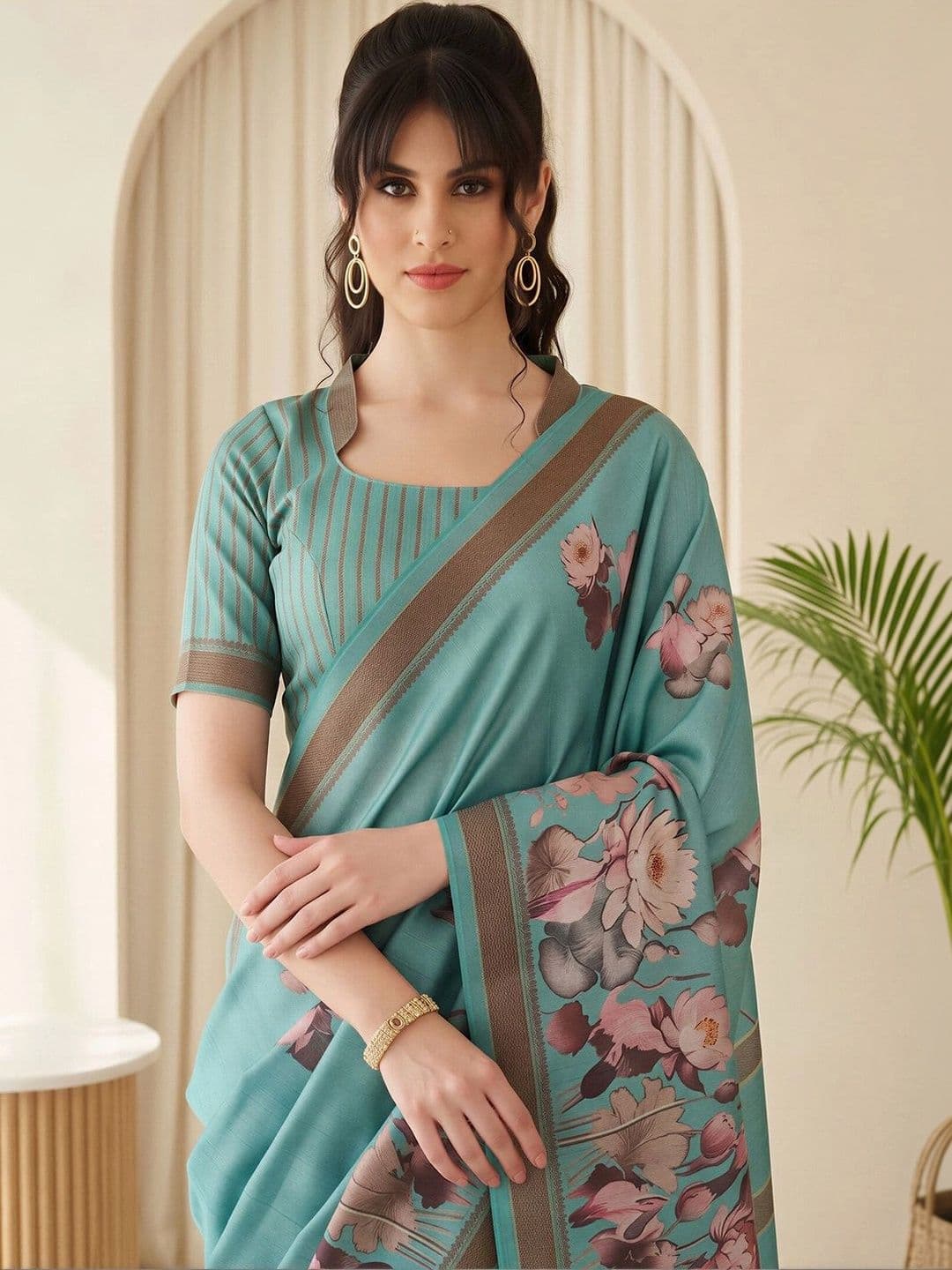 Sangria Floral Designer Saree thumbnail 2