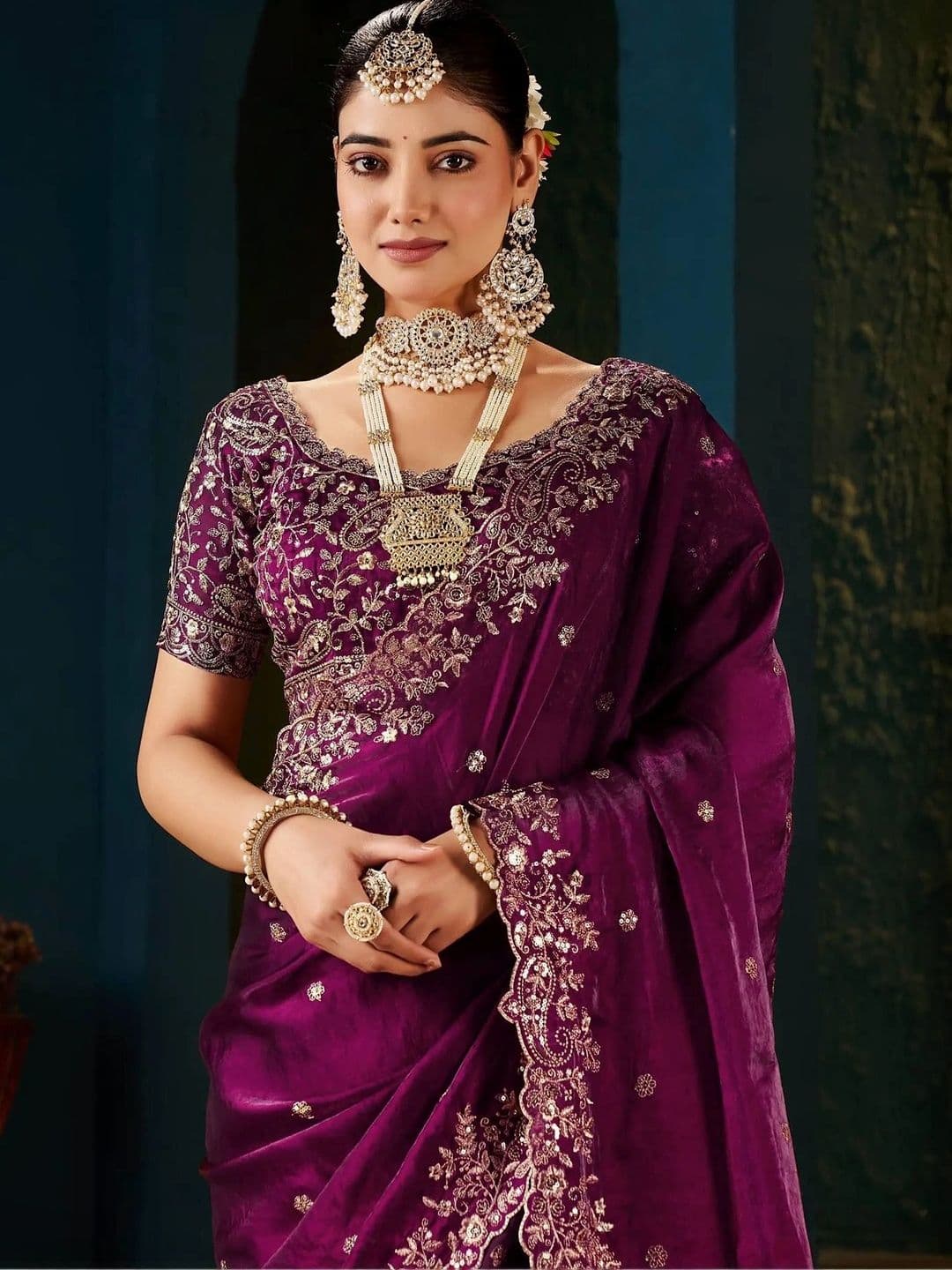 Sangria Floral Embroidered Organza Leheriya Saree thumbnail 4