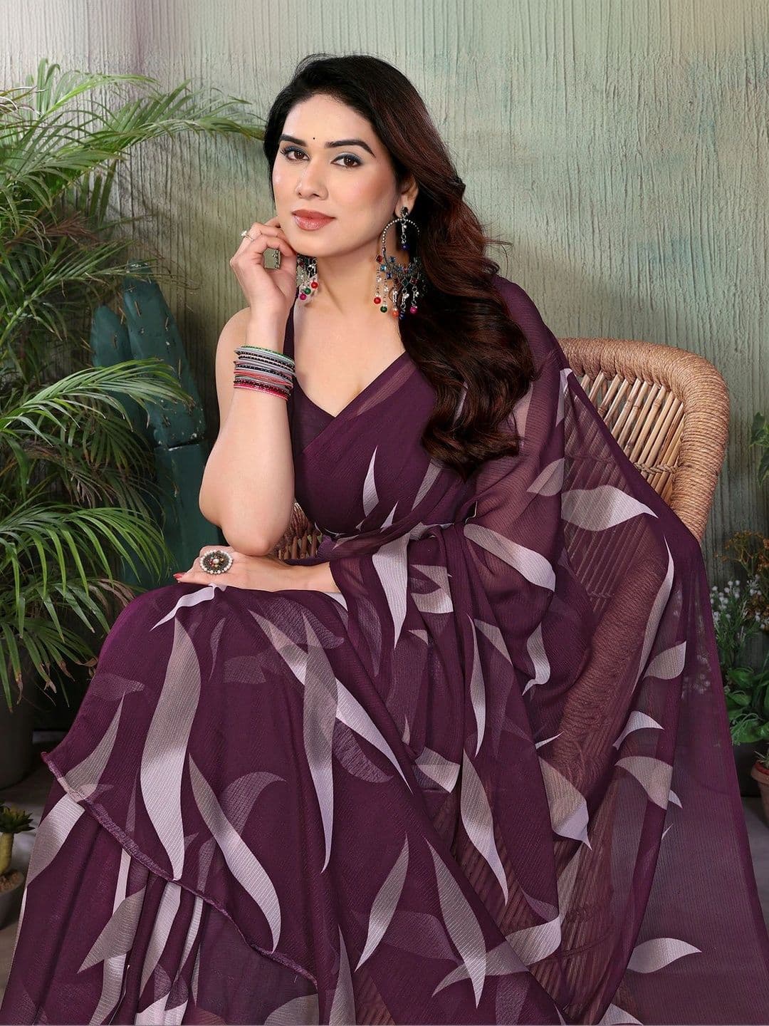 NIRVAAN Pure Georgette Saree thumbnail 2