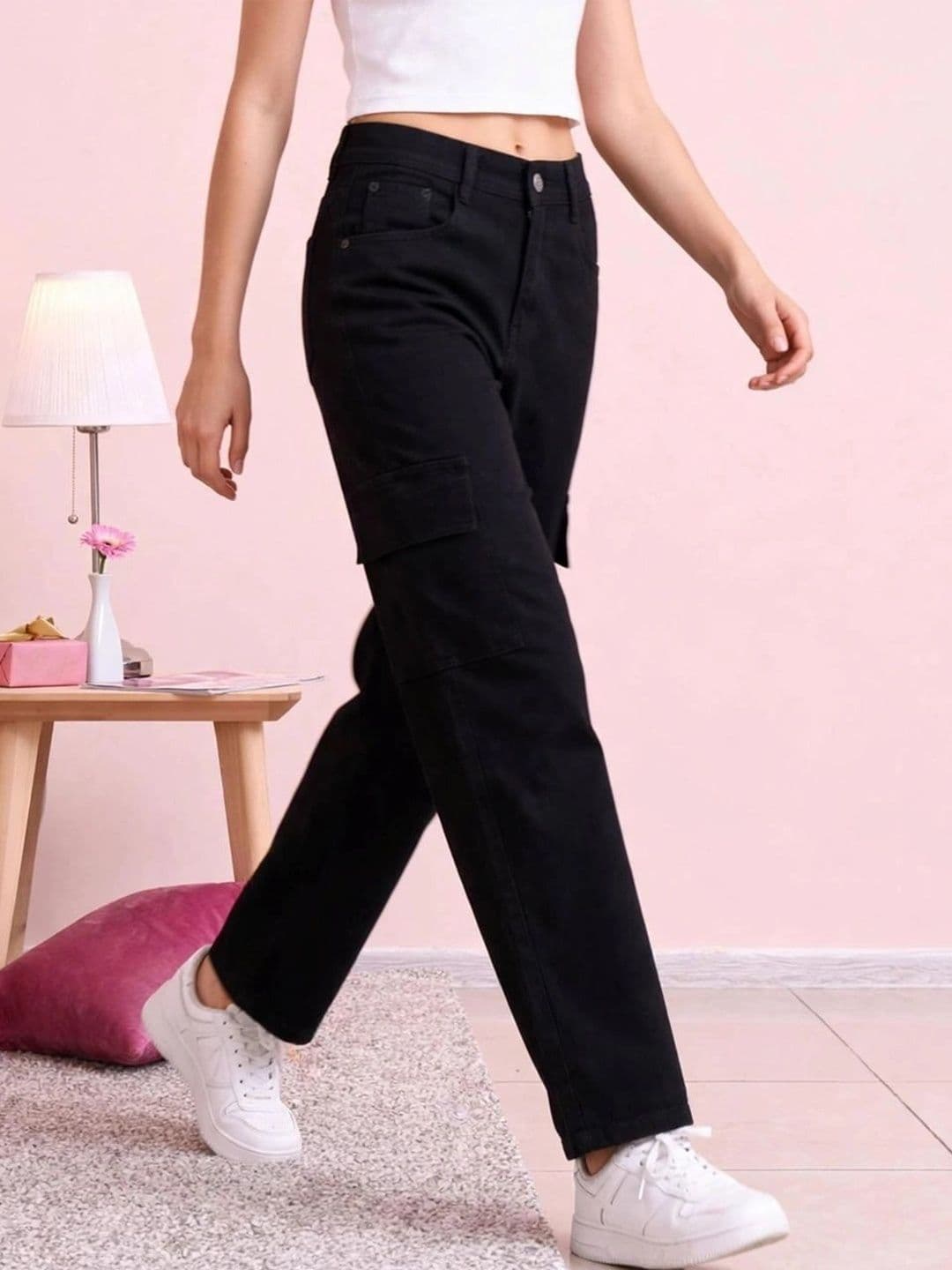 Mast & Harbour Women Classic Relaxed Fit Mid-Rise Stretchable Cargo Jeans thumbnail 5