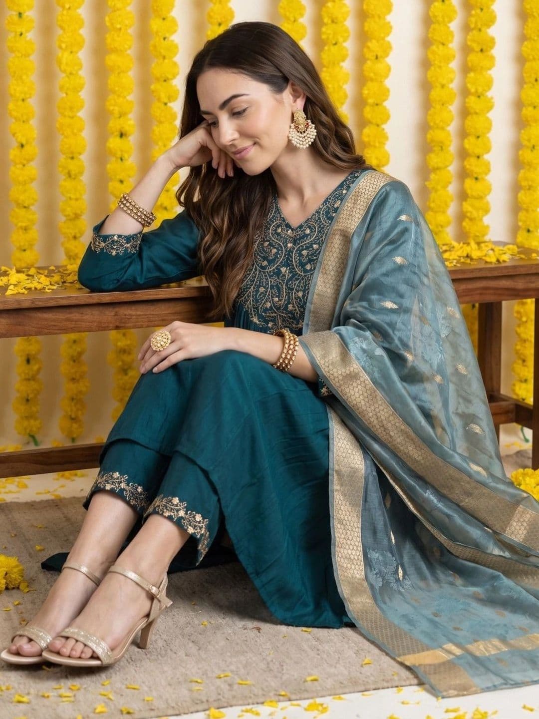 Anouk Women Ethnic Motifs Embroidered Thread Work Kurta with Trousers & With Dupatta thumbnail 3