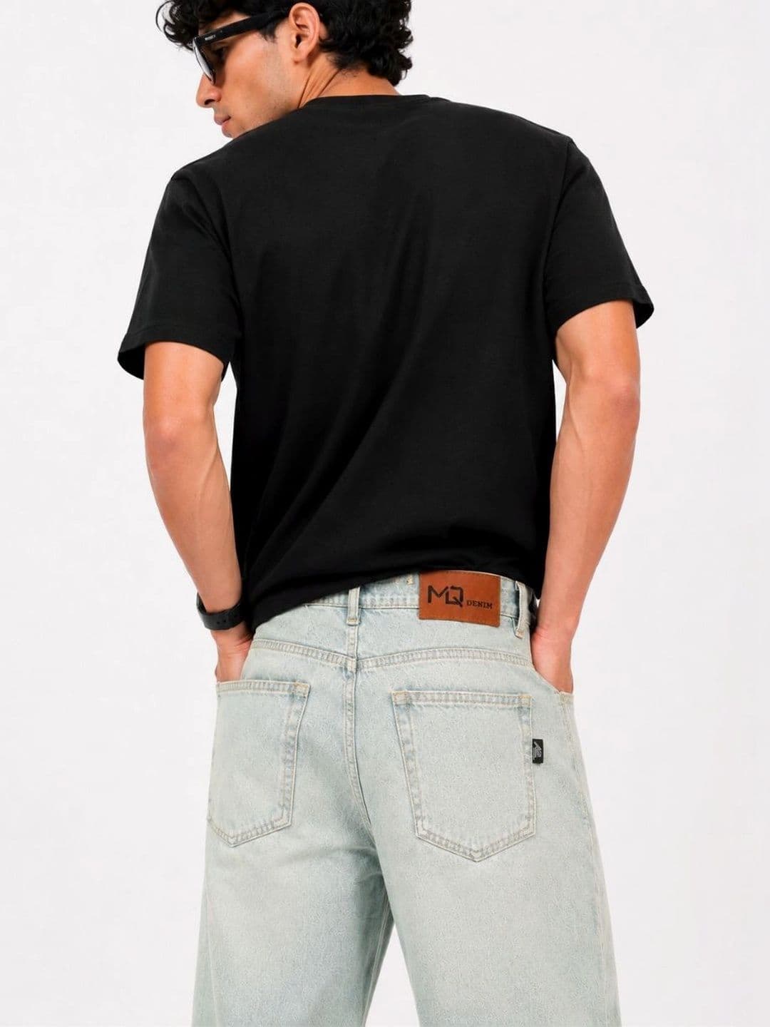 MQ Denim Men Straight Fit Mid-Rise Light Fade Jeans thumbnail 3