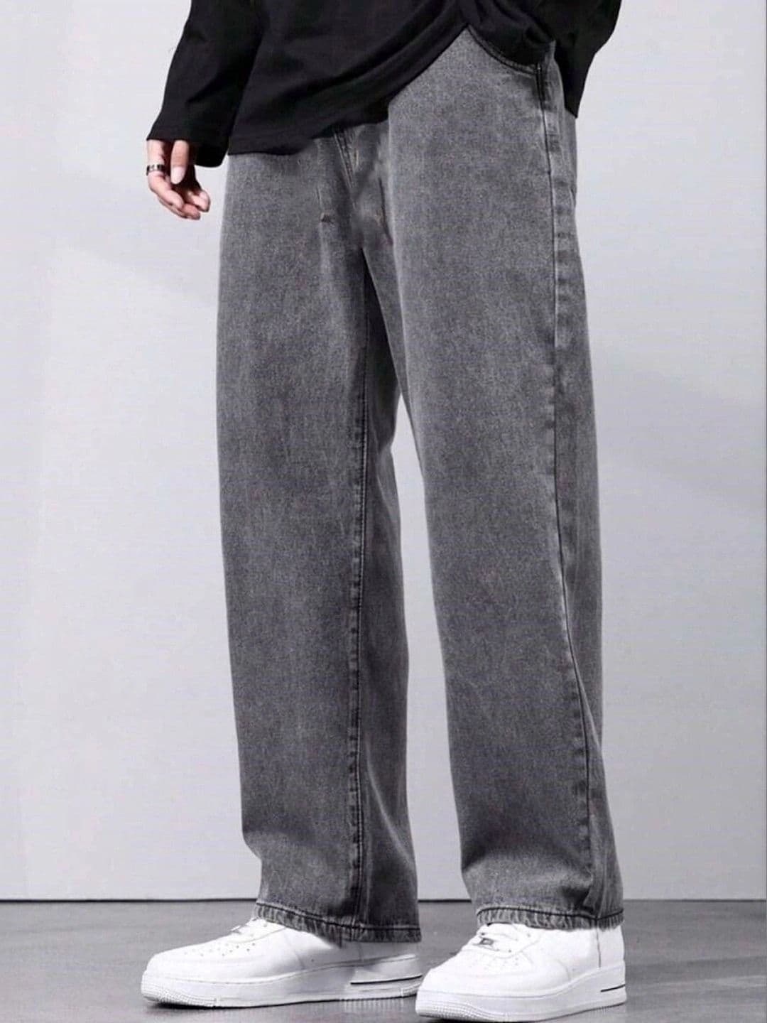 DENIM HAWK Men Classic Straight Fit Mid-Rise Stretchable Jeans thumbnail 3