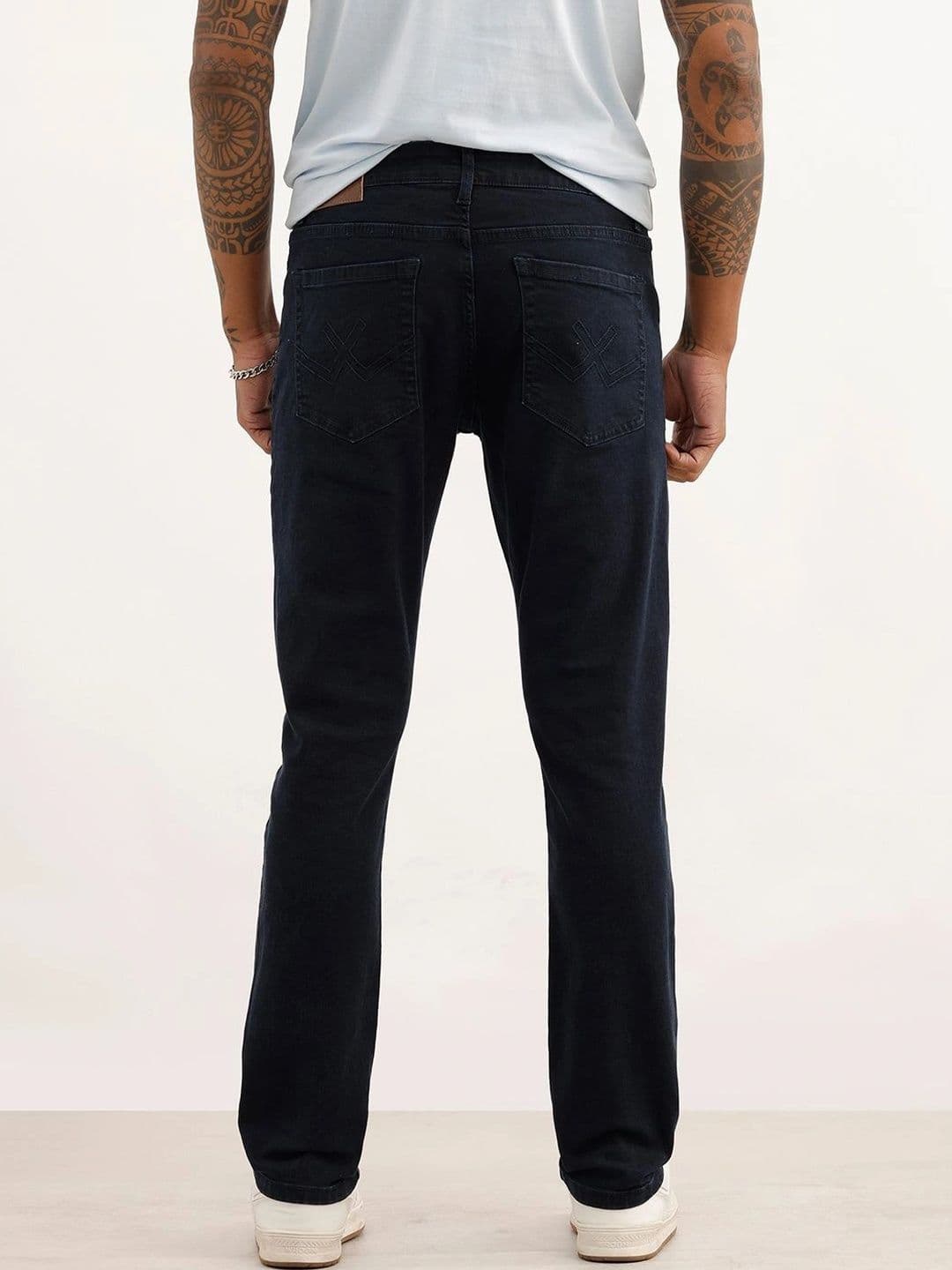 WROGN Men Slim Fit Mid-Rise Stretchable Jeans thumbnail 2