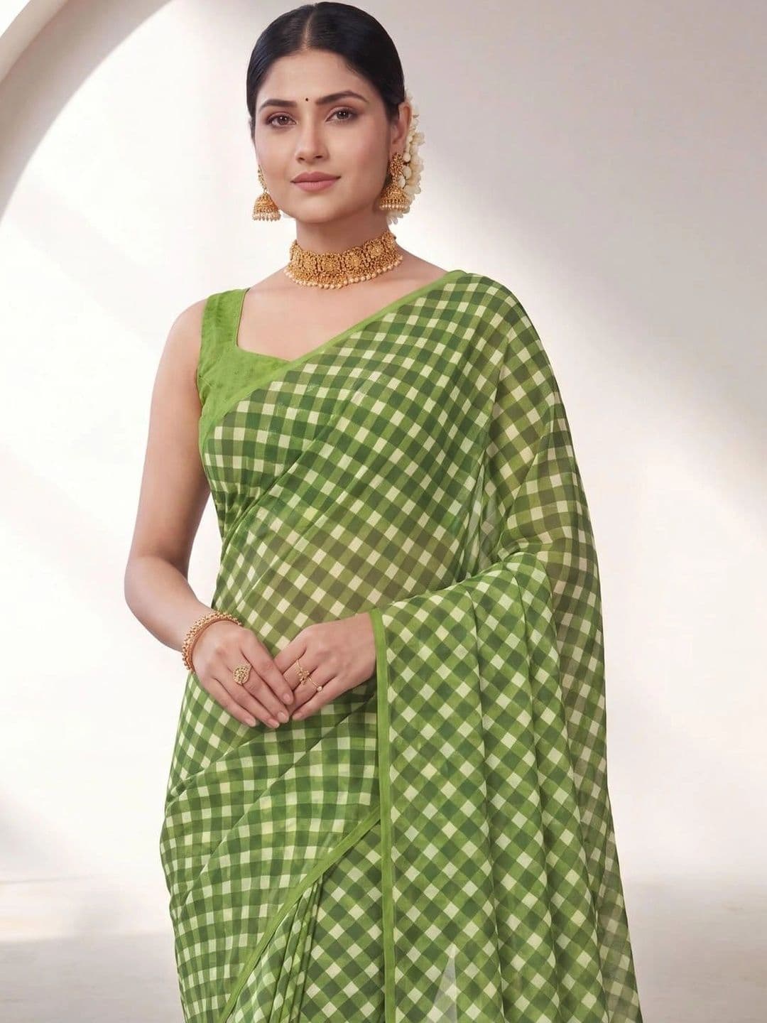 SAMANTHA Checked Poly Georgette Saree thumbnail 4