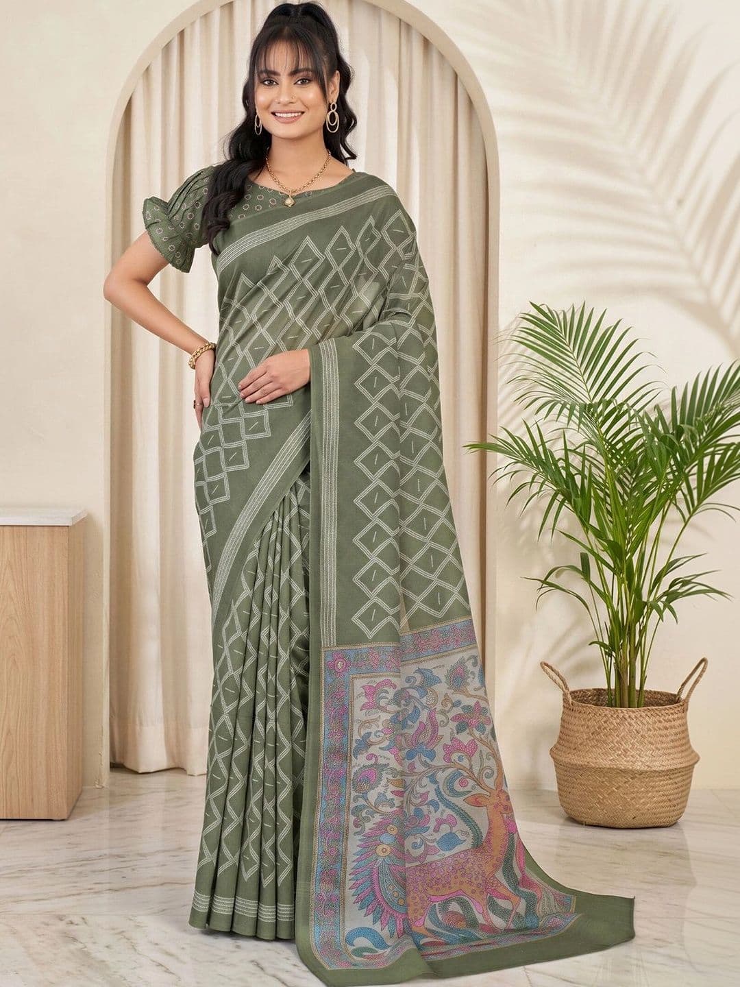 Sangria Linen Blend Designer Saree thumbnail 4