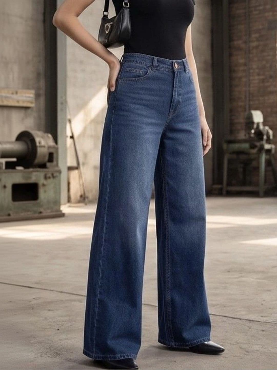 Shrutika Women Original Relaxed Fit High-Rise Light Fade Stretchable Jeans thumbnail 4