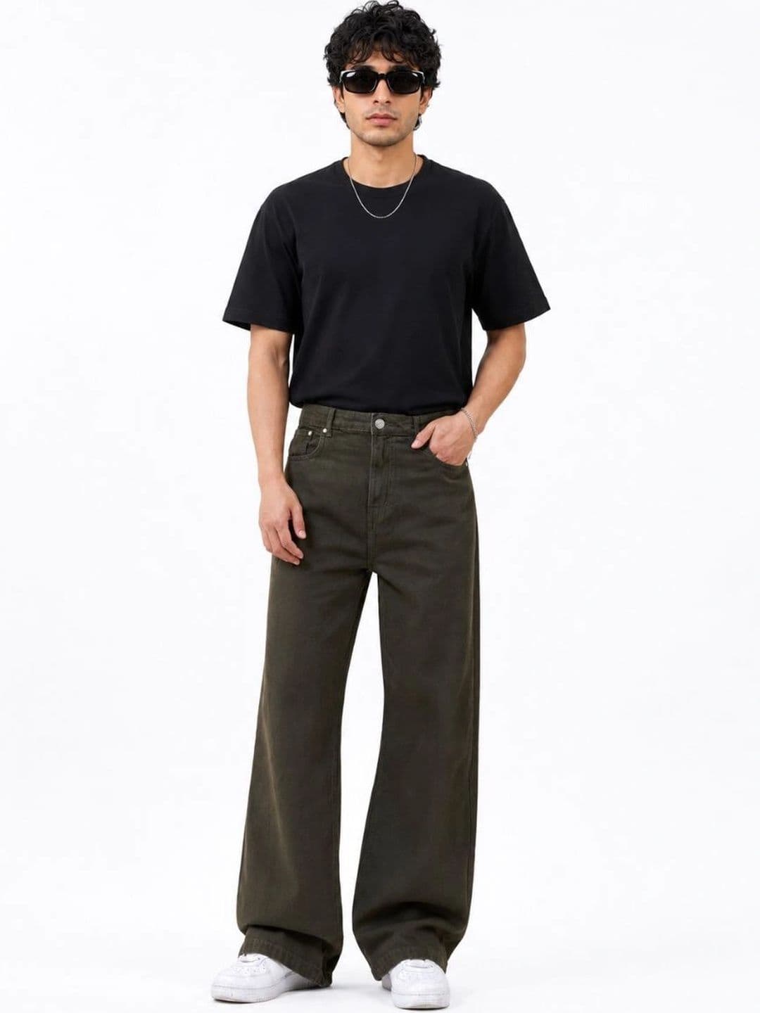 MQ Denim Men Straight Fit Mid-Rise Jeans thumbnail 4