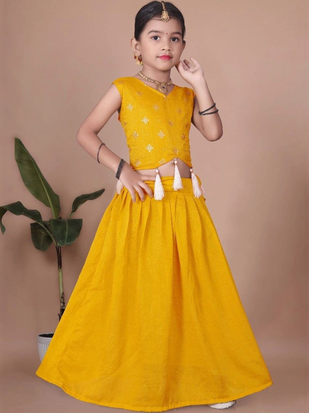 Tiny Twirls Girls Embellished Ready to Wear Lehenga & thumbnail 3
