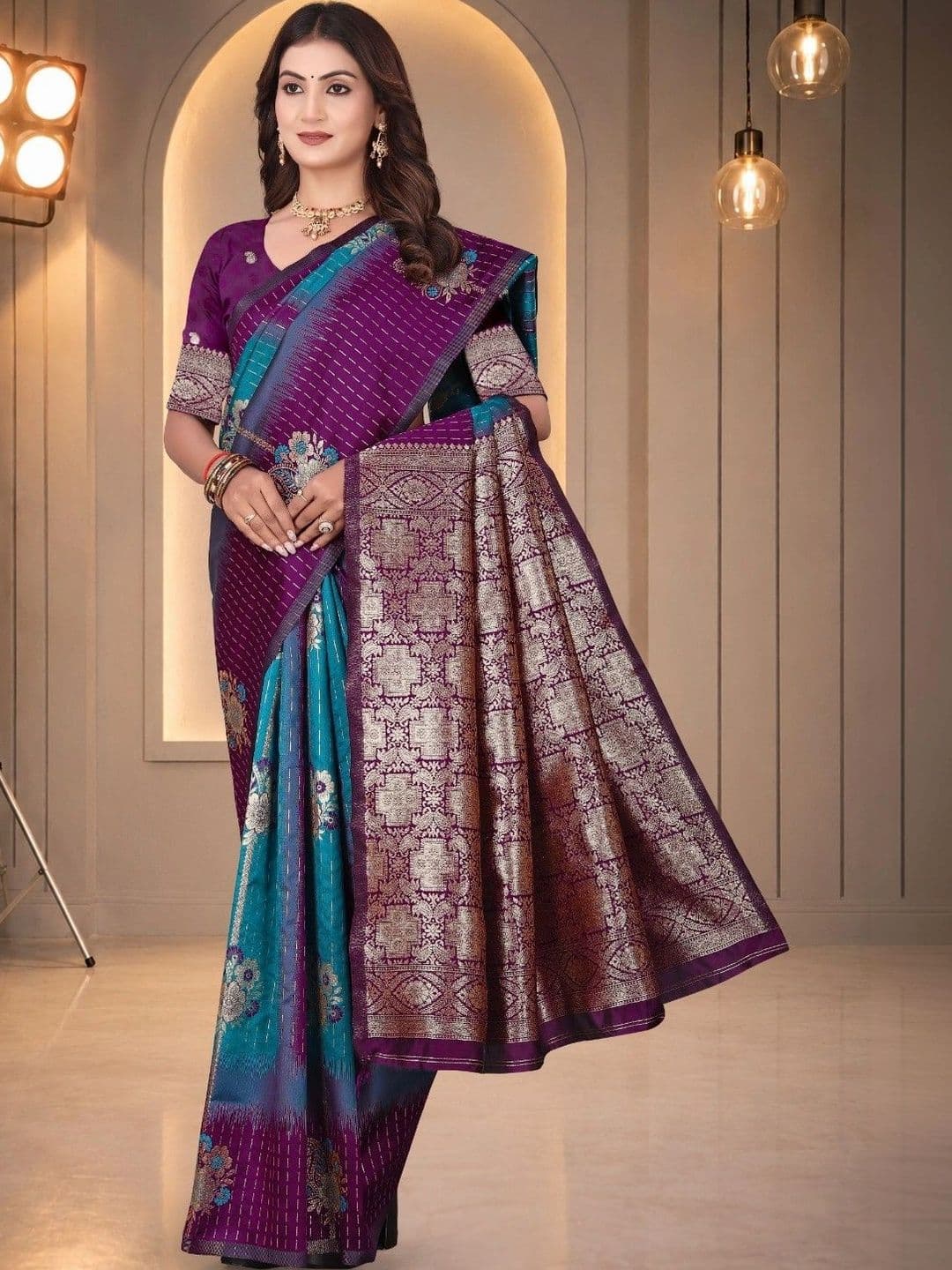 SILKARA CREATION Floral Zari Silk Blend Banarasi Saree - view 1