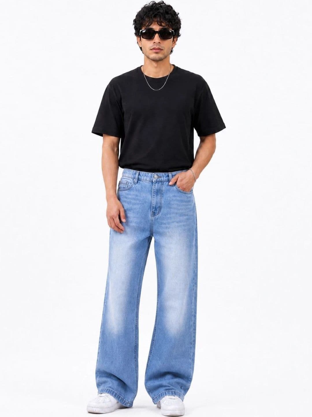 MQ Denim Men Straight Fit Mid-Rise Light Fade Jeans thumbnail 5